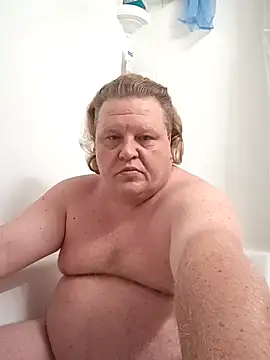 Snapshot of jrsexy83 chatting on December 17, 11:38 pm jrsexy83 online show from December 17, 11:38 pm