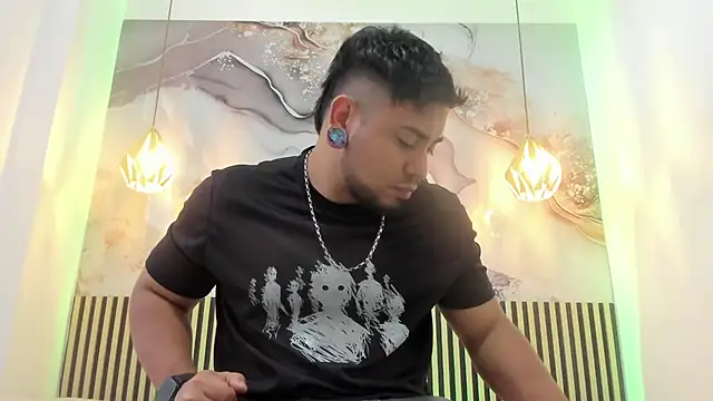 BrianMalonee online show from February 10, 11:59 am