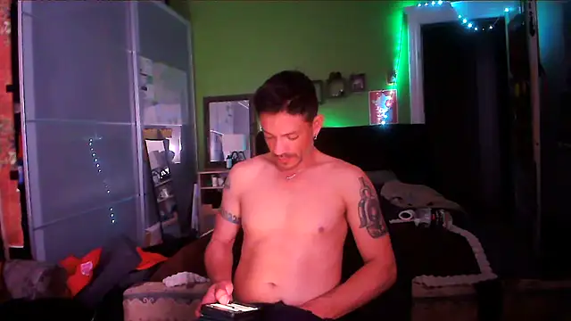 Tony Torrente online show from November 3, 2:16 am