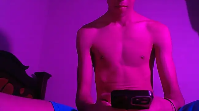 isaaclatino online show from December 7, 4:42 am