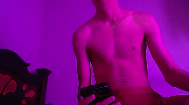 isaaclatino online show from December 17, 5:29 am