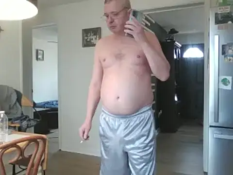 Snapshot of keiferkriss chatting on February 26, 4:24 pm keiferkriss online show from February 26, 4:24 pm