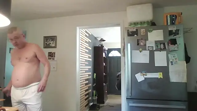 Snapshot of keiferkriss chatting on October 13, 6:03 pm keiferkriss online show from October 13, 6:03 pm