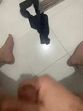 Mature fucker31 online show from January 4, 10:13 pm