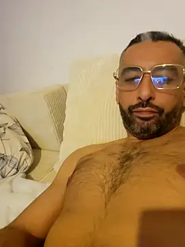 goldenhead1 online show from February 7, 3:24 am