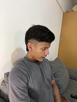 bbchocolate27 online show from April 1, 10:29 pm