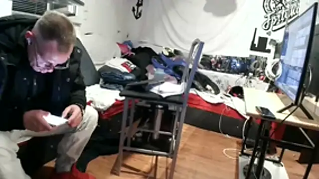 lukasdie online show from May 17, 12:52 am