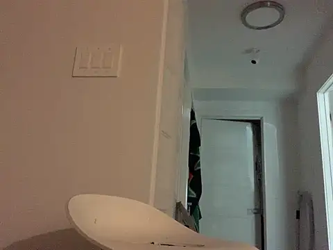 Snapshot of L0cKyseven77 chatting on January 5, 1:03 am L0cKyseven77 online show from January 5, 1:03 am