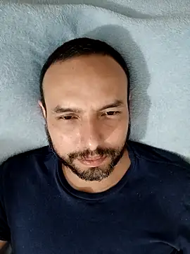 Snapshot of ElSunEagle chatting on March 20, 5:02 am ElSunEagle online show from March 20, 5:02 am