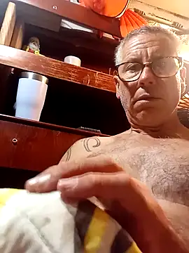 Pcsammy73 online show from October 22, 9:57 am