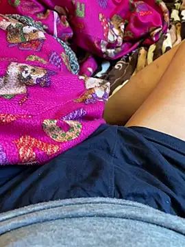 Snapshot of A6229 chatting on February 3, 5:40 am A6229 online show from February 3, 5:40 am