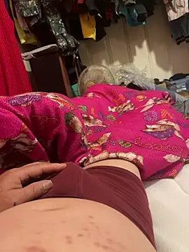 Snapshot of A6229 chatting on February 17, 6:26 pm A6229 online show from February 17, 6:26 pm