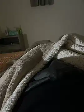 Snapshot of A6229 chatting on December 16, 11:18 pm A6229 online show from December 16, 11:18 pm