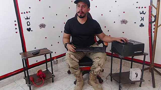 KalethBigDick online show from October 1, 6:50 am