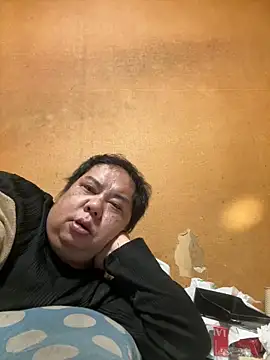 punk0805 online show from March 5, 6:48 pm