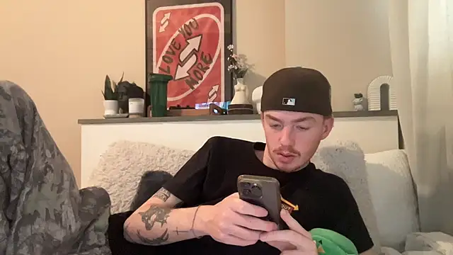 younghungginger online show from January 2, 7:29 pm