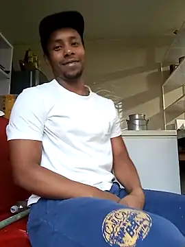 AlejoKhalifa  online show from October 7, 9:19 pm