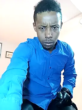 AlejoKhalifa  online show from March 20, 9:26 am