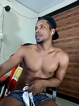 AlejoKhalifa  online show from September 30, 5:27 pm