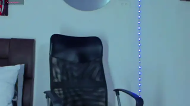 MikeRoss7777 online show from February 7, 11:03 pm