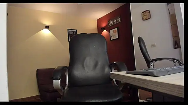 thesexlawyer1 online show from December 19, 3:14 am