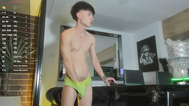 Snapshot of pretur_cruba1 chatting on September 25, 11:24 pm pretur cruba1 online show from September 25, 11:24 pm