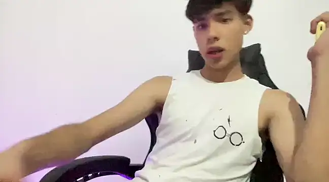 Snapshot of Jacotnk chatting on December 11, 1:18 am Jacotnk online show from December 11, 1:18 am