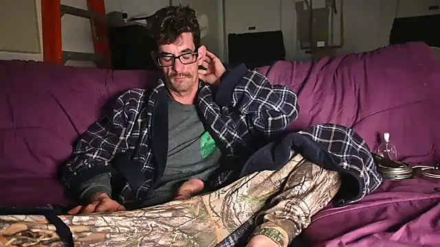 joeiandola online show from March 3, 5:07 am