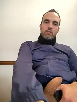 Snapshot of leon3875 chatting on October 17, 3:27 pm leon3875 online show from October 17, 3:27 pm