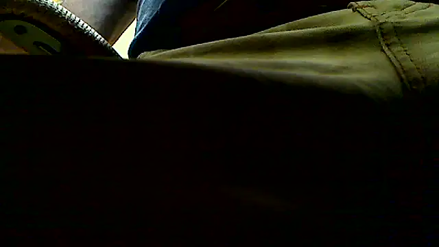 markluvskitty online show from October 22, 12:42 pm