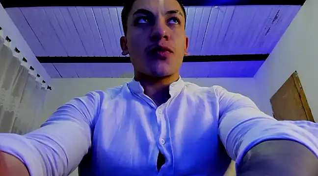 aquiles 51 online show from March 5, 11:06 pm