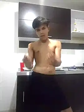 MATEO SWEET online show from March 17, 4:40 am