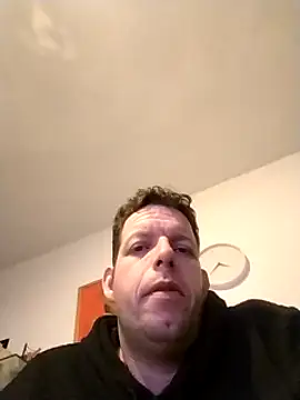 Knuffelstaaf123 online show from January 5, 11:48 am