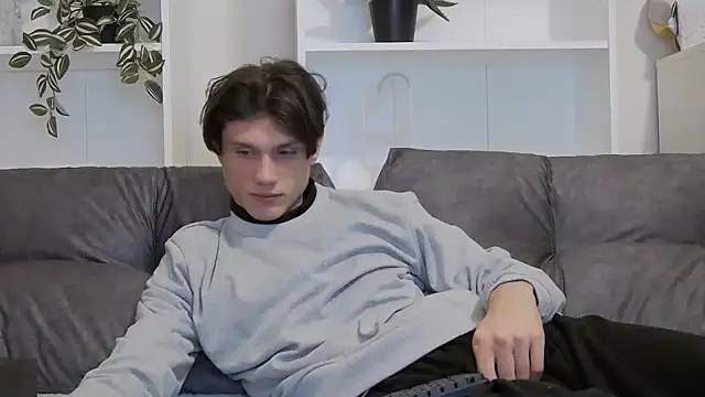 CalvinCay online show from February 2, 11:00 pm