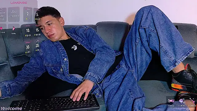 Mr daren  online show from February 17, 6:07 pm