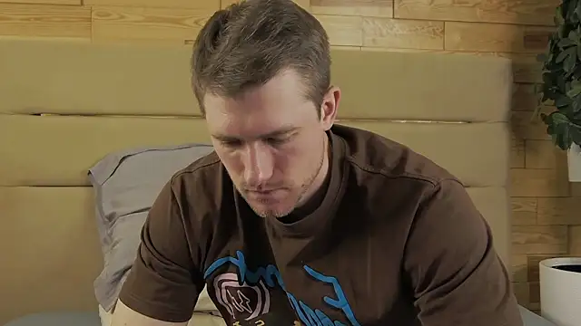 Snapshot of EthanPinkman chatting on October 9, 4:50 am EthanPinkman online show from October 9, 4:50 am