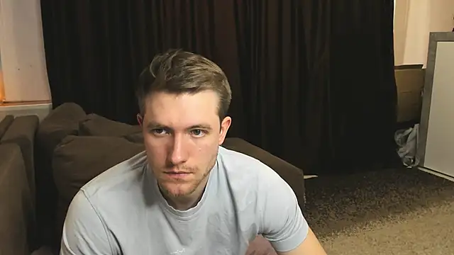 Snapshot of EthanPinkman chatting on March 6, 8:08 am EthanPinkman online show from March 6, 8:08 am