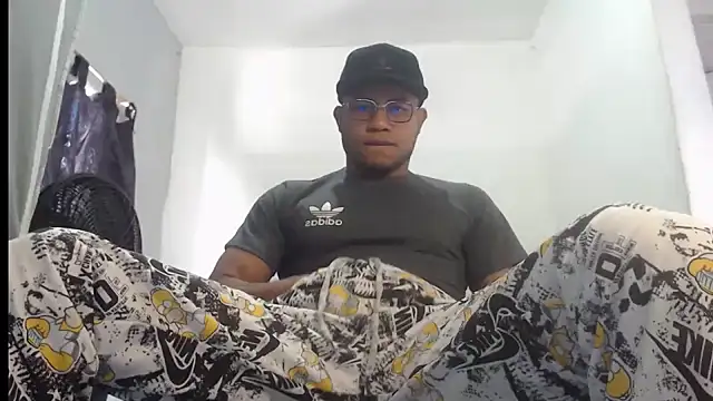 grandominantex1 online show from October 18, 7:41 pm