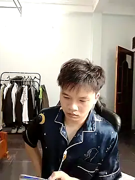 Kelvin kol online show from December 2, 12:38 pm