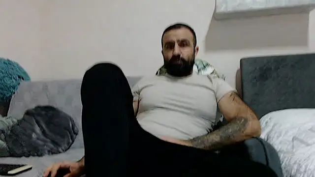 ivat80 online show from December 13, 7:10 pm