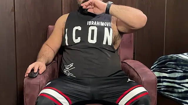 HAIRY ARAB SULTAN online show from December 15, 5:53 pm