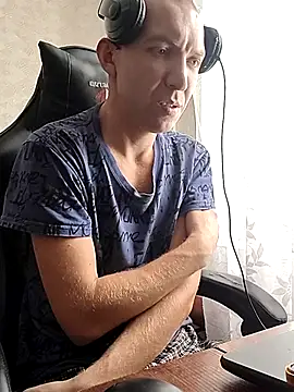 MityaXLoves online show from March 2, 7:15 am