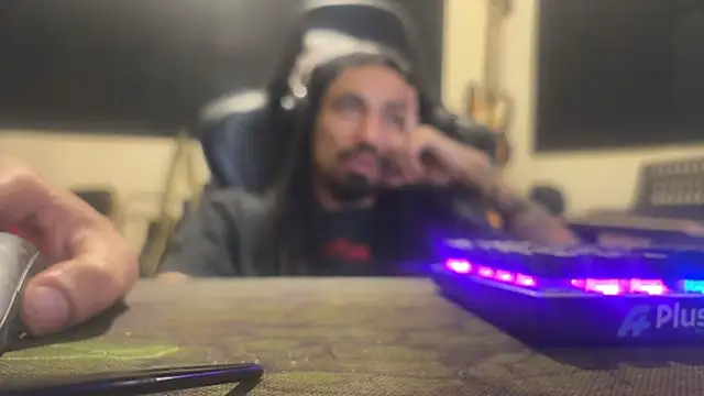 hotcamboy420 online show from March 15, 12:18 am