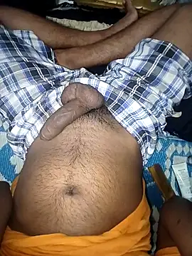 Snapshot of alanjoyoo chatting on October 22, 2:54 pm alanjoyoo online show from October 22, 2:54 pm