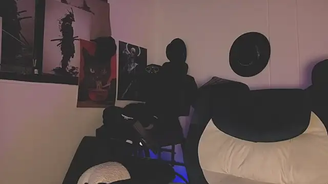 Ash gusbig online show from March 16, 3:46 am