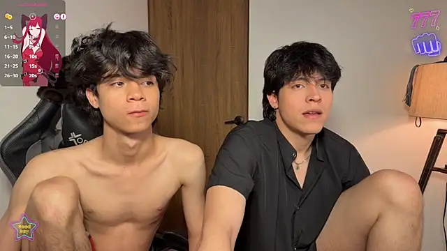 MyLatinHotBoys online show from April 11, 9:07 pm