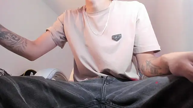 FrannBoy online show from March 12, 8:38 pm