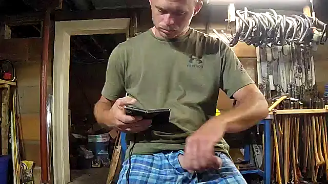 Bigoleslong98765 online show from July 15, 7:20 pm