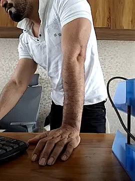 indianguy89 online show from March 15, 5:15 am