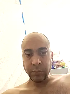 Entretener online show from March 31, 2:02 am